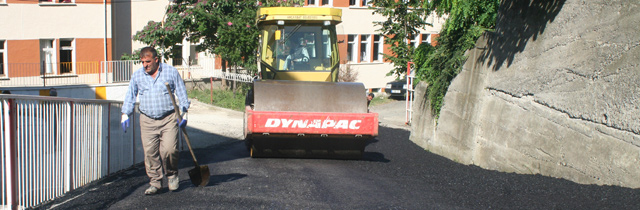 Okul Yolu Asfaltlandı