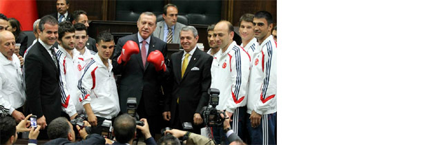 Boksörlerimiz Başbakan İle