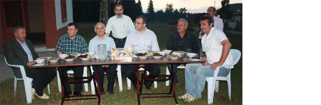 Öztürkten 500 Kişiye İftar