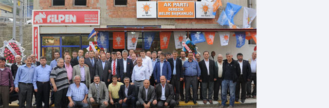 Derecikte AK Toplantı