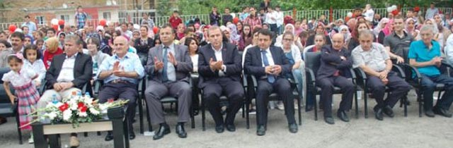 Akçaköyde Okullar yenilendi