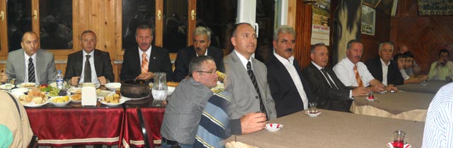 Vali Kızılcıktan Dörtyola Ziyaret