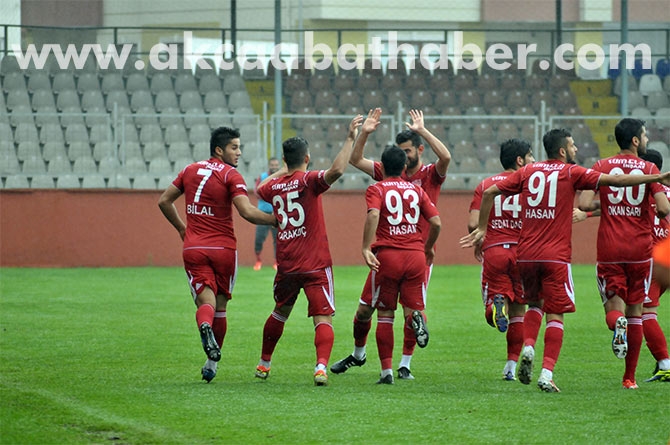 AKÇAABAT ZİRVEYE KOŞUYOR 10