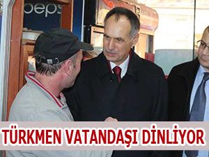 Türkmen Vatandaşı Dinliyor