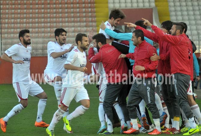 Akçaabat FK'da Karagümrük Sevinci 10