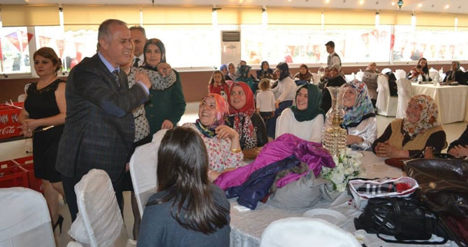 MHP Akçaabat'ta seçim çalışmalarını sürdürüyor. 15