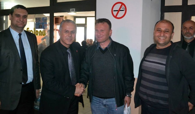 MHP Akçaabat'ta seçim çalışmalarını sürdürüyor. 16