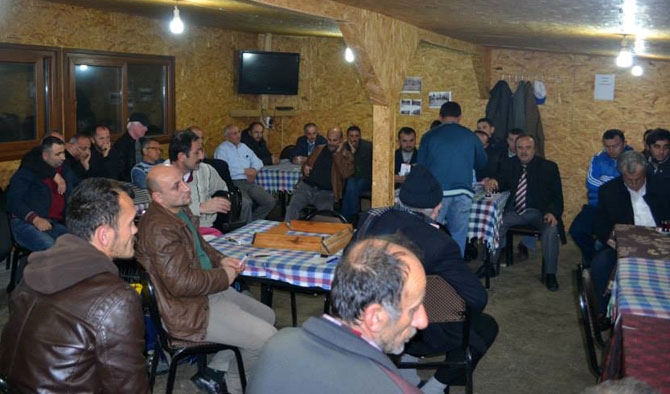 MHP Akçaabat'ta seçim çalışmalarını sürdürüyor. 6