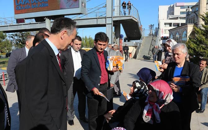 AK Parti'nin Hedefi Karış karış Dolaşmak 10