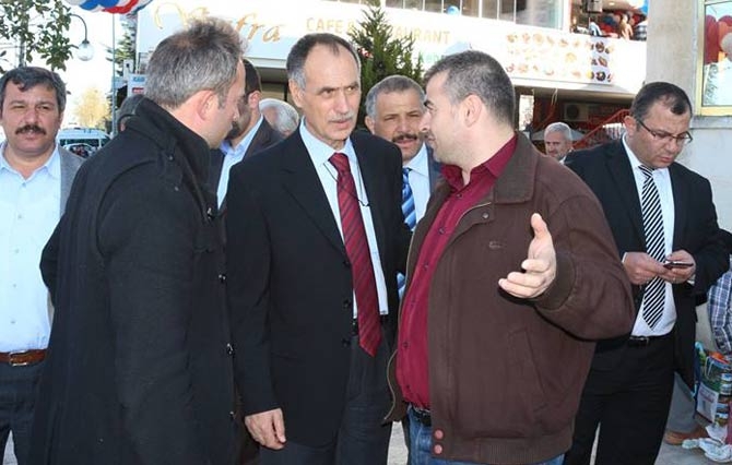 AK Parti'nin Hedefi Karış karış Dolaşmak 15