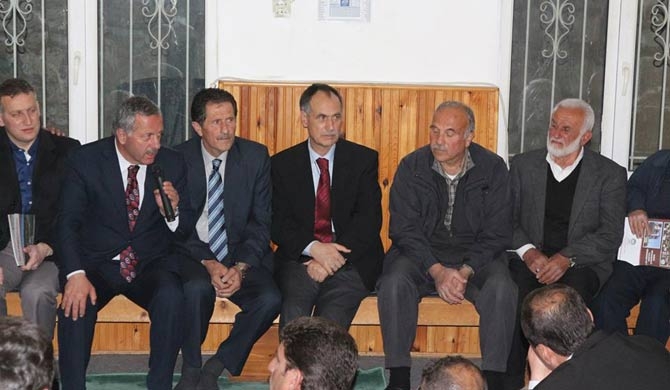 AK Parti'nin Hedefi Karış karış Dolaşmak 4