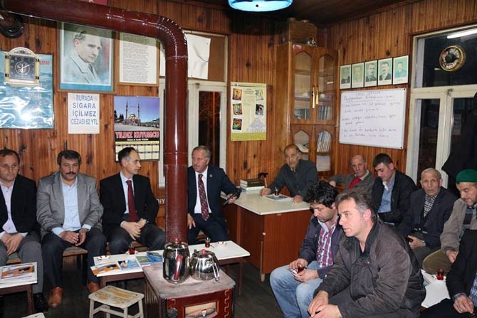 AK Parti'nin Hedefi Karış karış Dolaşmak 8