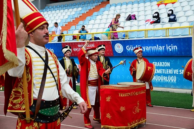 2. Avrupa İşitme Engelliler Gençler Atletizm Şampiyonası, Sorunlarla baş 5