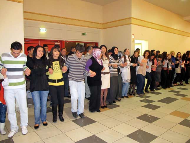 FRANSA'DA TRABZON GECESİ 3