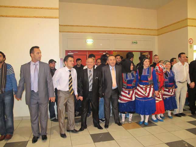 FRANSA'DA TRABZON GECESİ 6