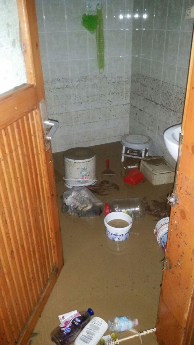 Akçaabat'ta Sağanak Hasara Neden Oldu 2