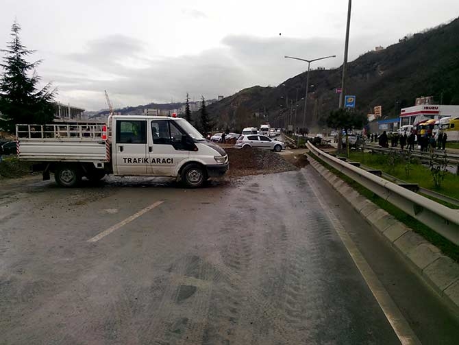 Akyazı'da Çökme 9