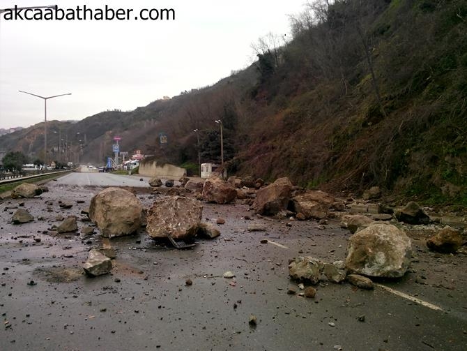 Akyazı'da Heyelan 21