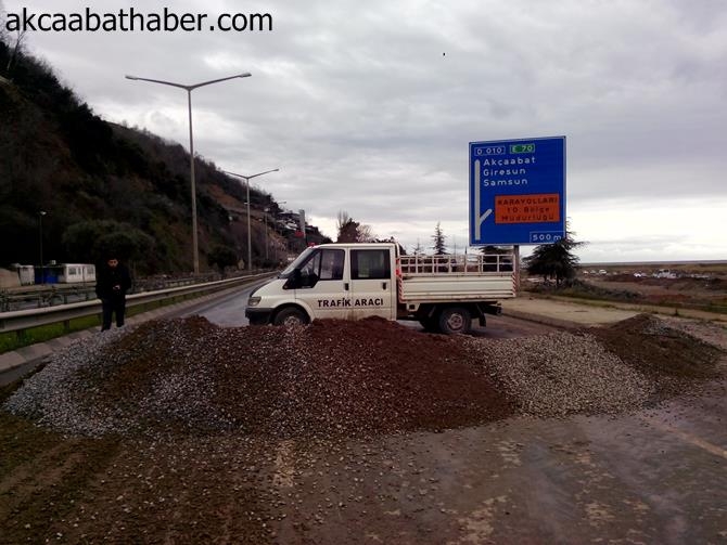 Akyazı'da Heyelan 3