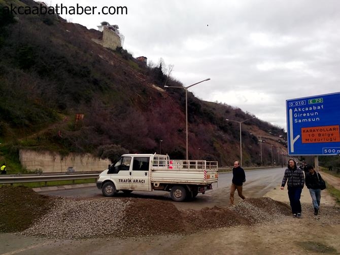Akyazı'da Heyelan 4