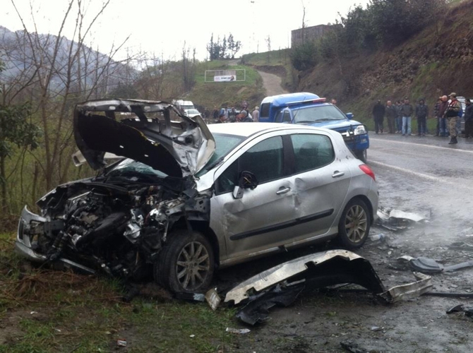 Akçaabat'ta Trafik Kazası 4