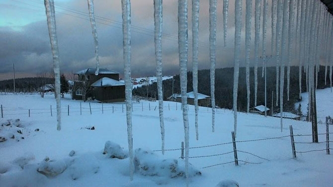 Kar Nisanda Başka Güzel 11