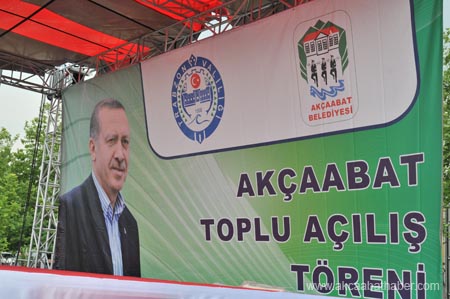 BAŞBAKAN AKÇAABAT'TA 1