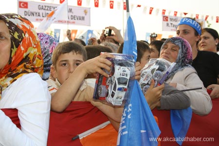BAŞBAKAN AKÇAABAT'TA 13