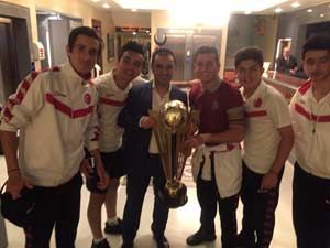 Şampiyon Yurda Döndü