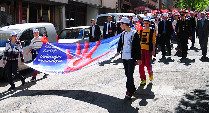 Gençlik Yürüyüşü Yapıldı 5