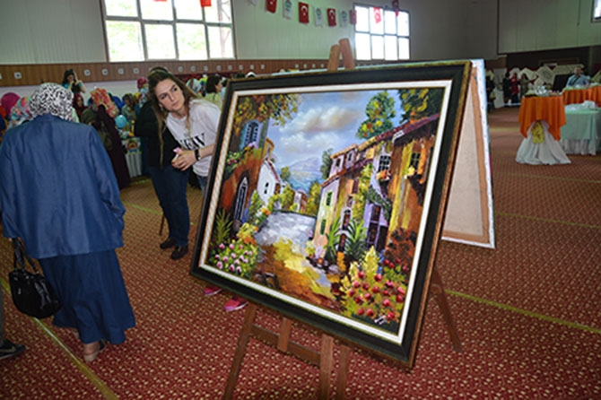 Akçaabat HEM Yıl sonu Sergisi Açtı 3