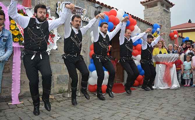 Tarihi Konak Görkemli Bir Törenle Açıldı 12