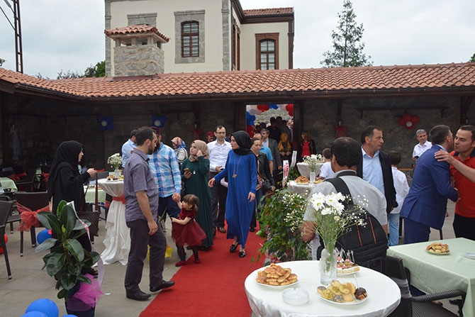 Tarihi Konak Görkemli Bir Törenle Açıldı 15