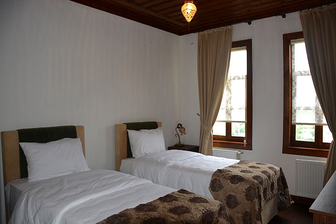 Tarihi Konak Görkemli Bir Törenle Açıldı 21