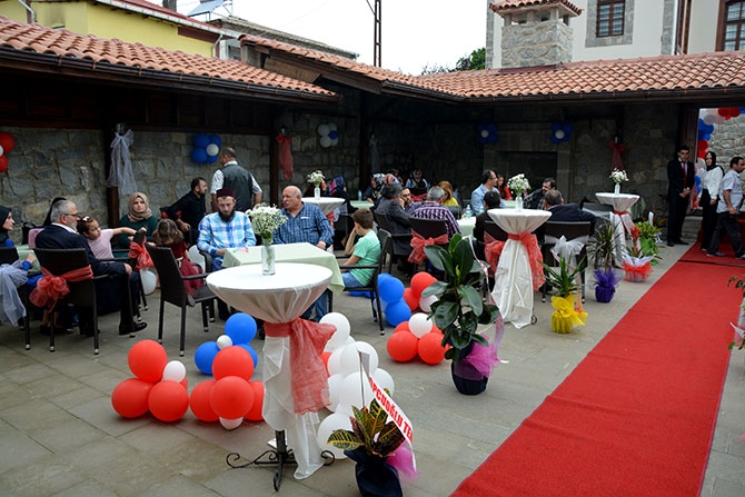 Tarihi Konak Görkemli Bir Törenle Açıldı 8