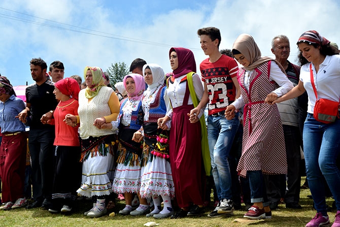 Hıdırnebi Yayla Şenliği Yapıldı 3