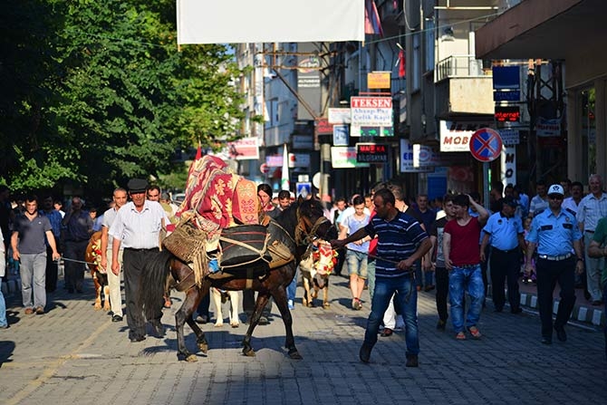 Sessiz Festivalde Afişle Terör Lanetlendi. 22