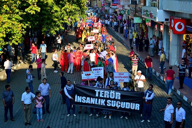 Sessiz Festivalde Afişle Terör Lanetlendi. 3