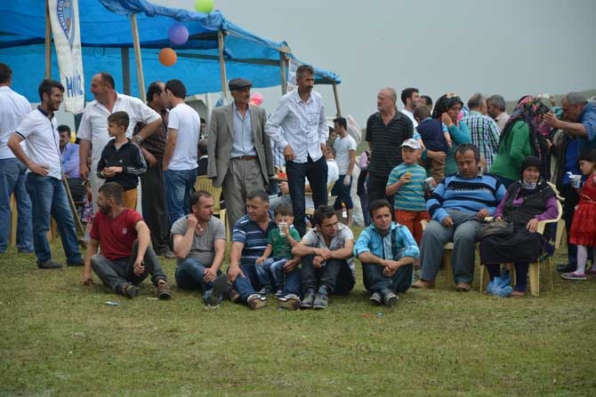 Sise Rağmen Horon Durmadı 18