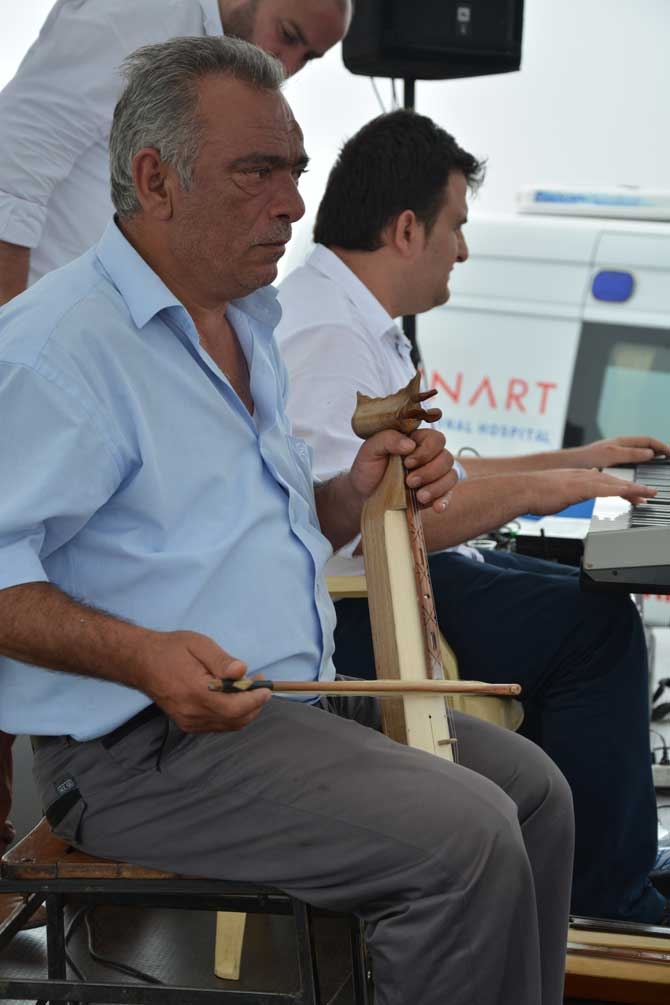 Sise Rağmen Horon Durmadı 21