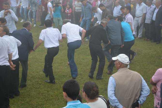 Sise Rağmen Horon Durmadı 27