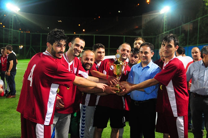 Kirazlık-Koçlu Mahallesi Yaz Futbol Turnuvası sona erdi. 13