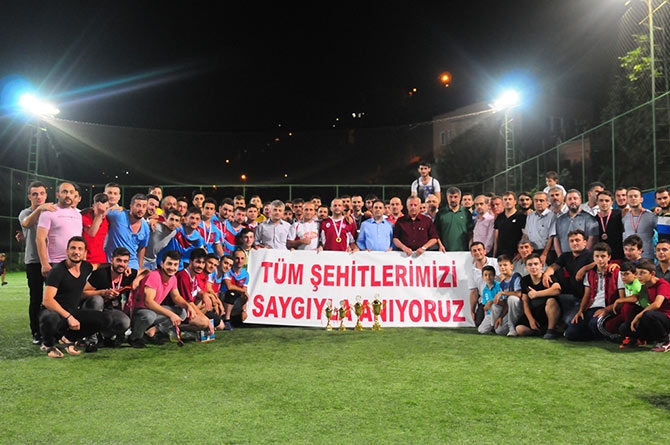 Kirazlık-Koçlu Mahallesi Yaz Futbol Turnuvası sona erdi. 16