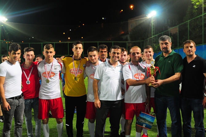 Kirazlık-Koçlu Mahallesi Yaz Futbol Turnuvası sona erdi. 7