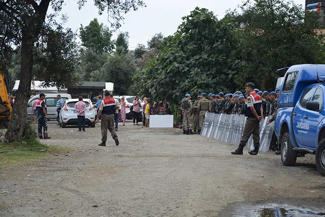 Akçaabat’ta yıkım gerginliği 16