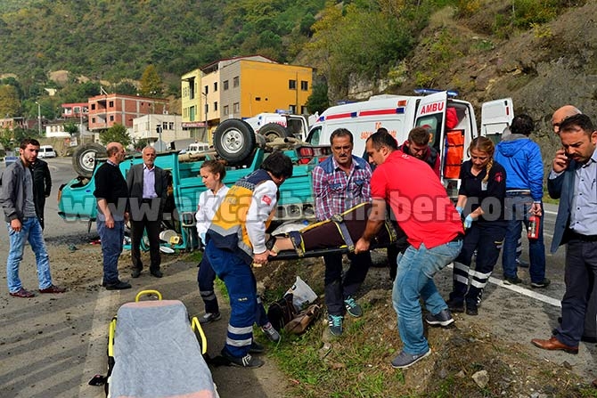 Alsancak Mahallesi'nde Araç Devrildi 2