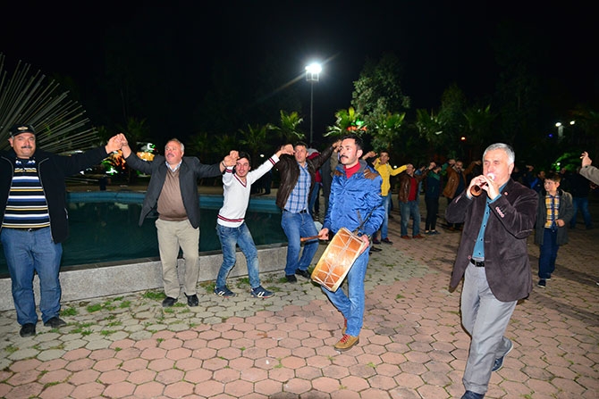 AK Parti Zaferi Kutluyor 17