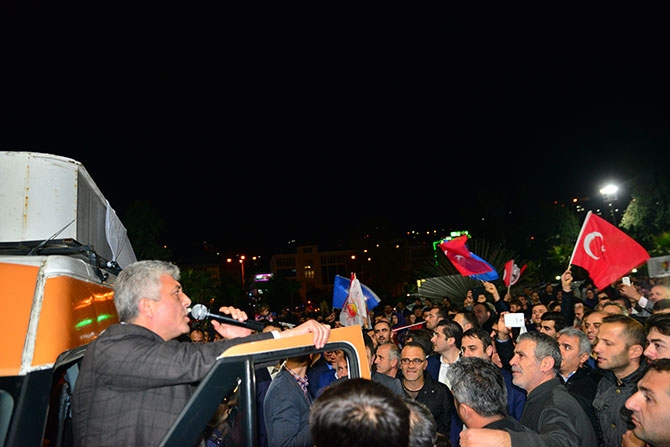 AK Parti Zaferi Kutluyor 18