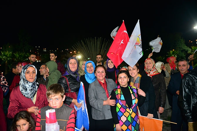 AK Parti Zaferi Kutluyor 7