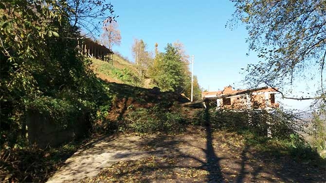 Akçaabat'ta heyelan 4